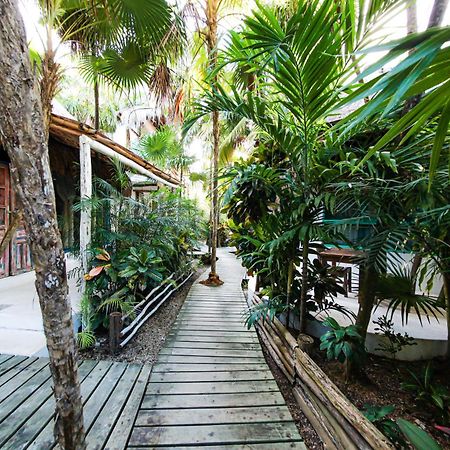 Hotel Cormoran Tulum & Cenote Exterior photo